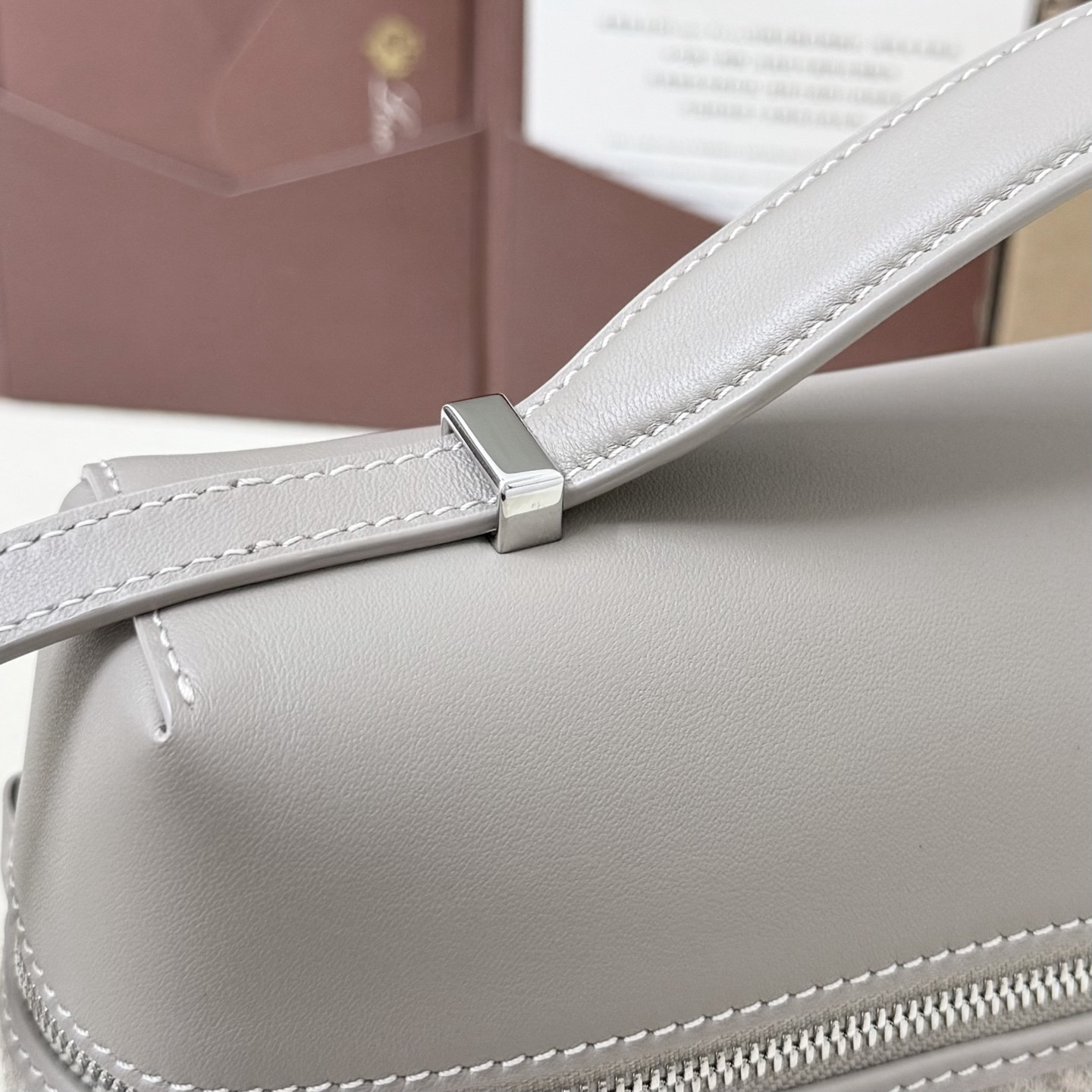 L0r0 P1ana Extra Pocket L27 16x27x10cm