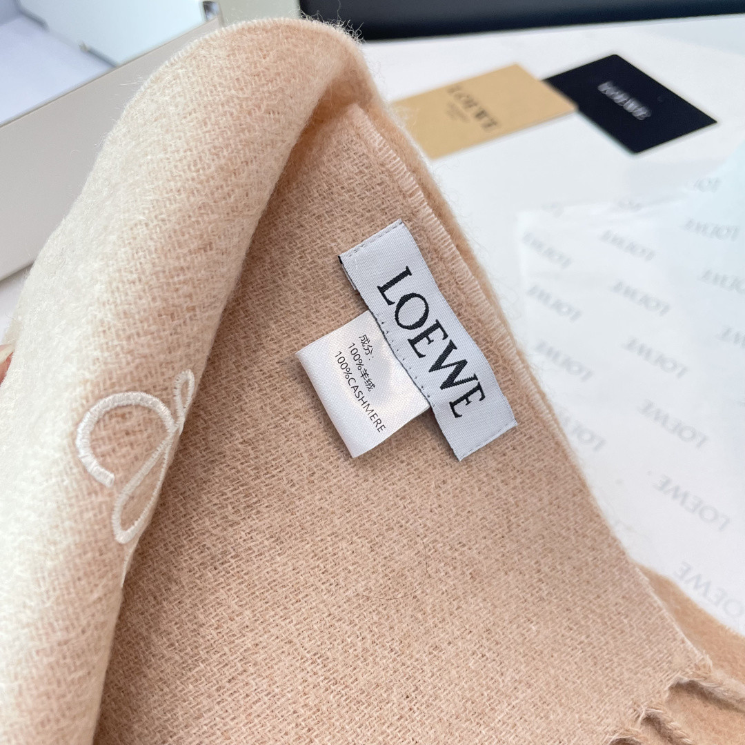 L0ew* scarf 38x180cm 100% cashmere