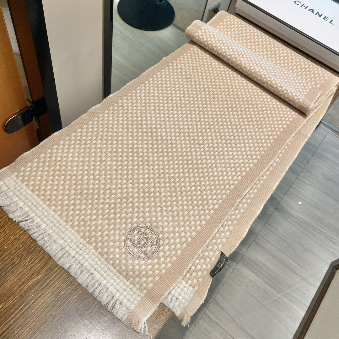 Ch**el scarf 35x200cm 100% wool