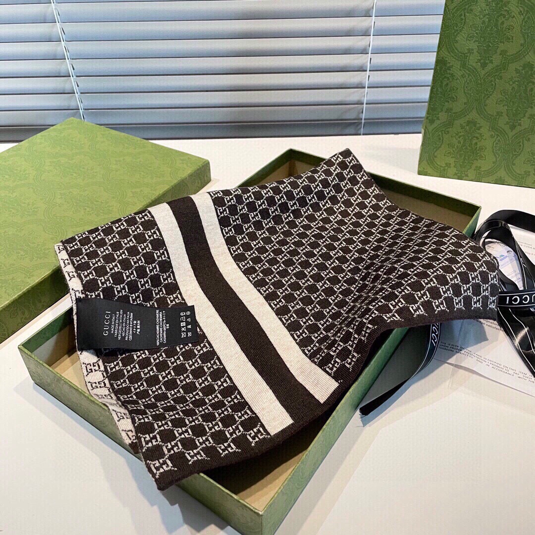 Gucci scarf 32x180cm