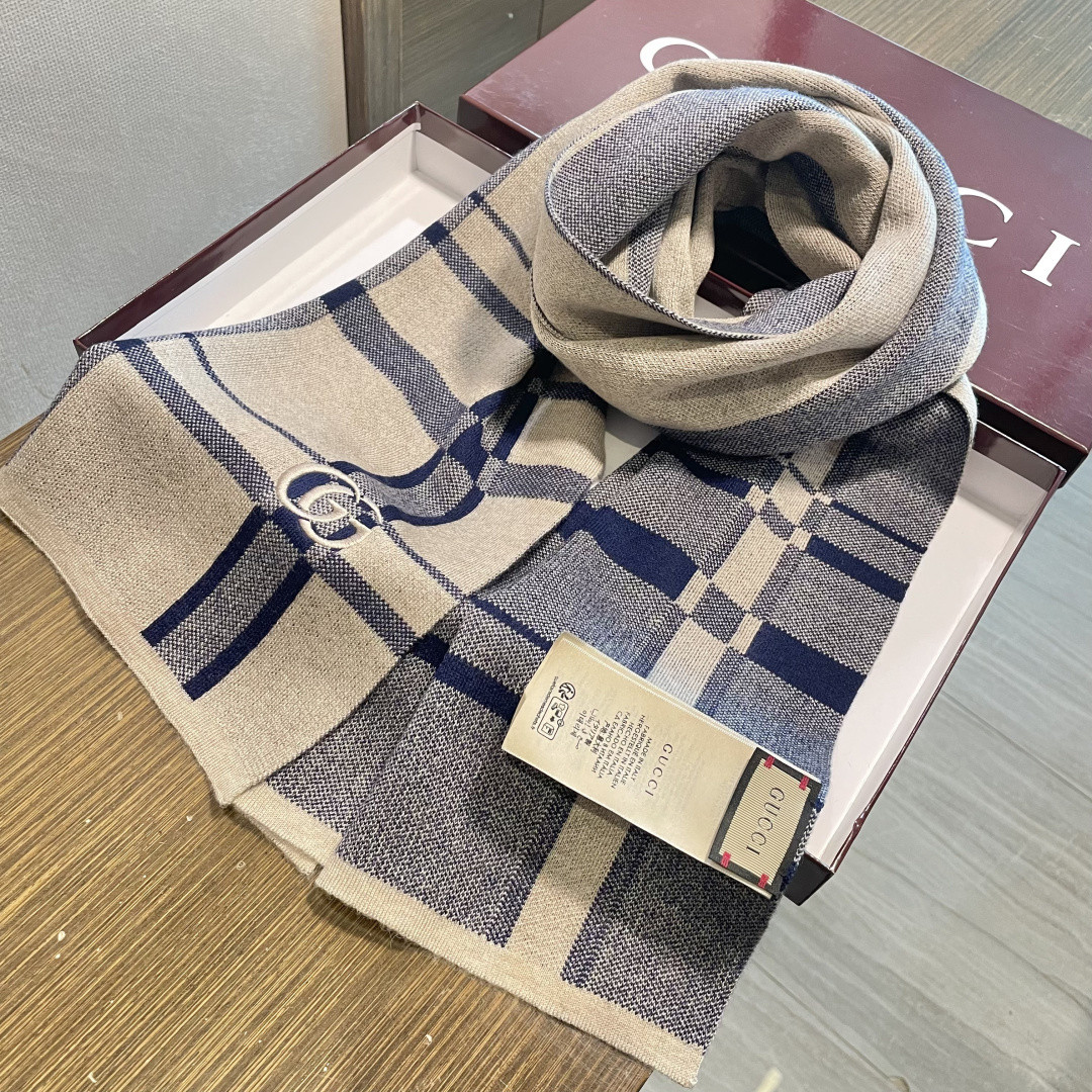 Gucci scarf 32x190cm
