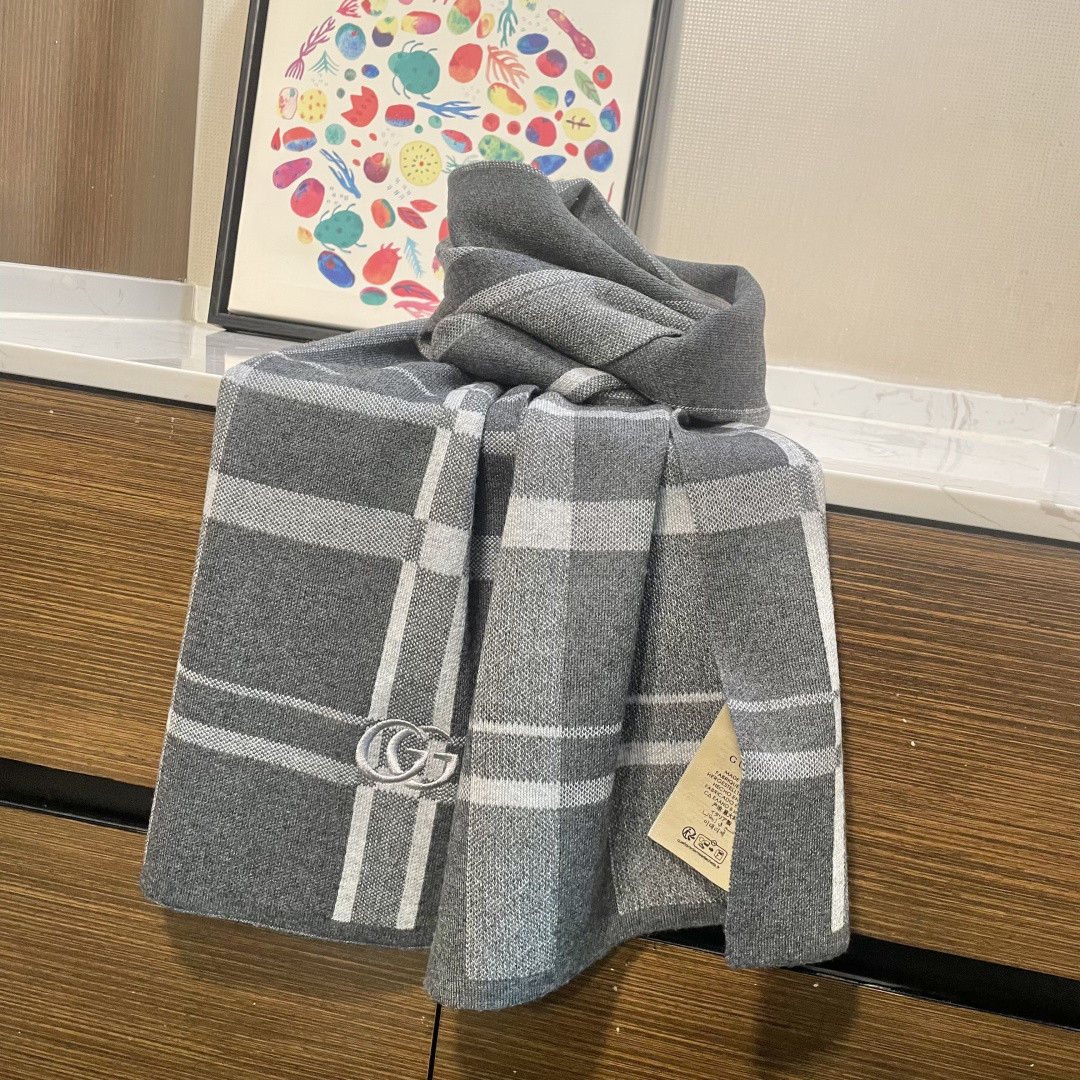 Gucci scarf 32x190cm