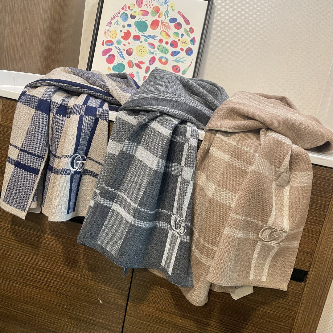 Gucci scarf 32x190cm