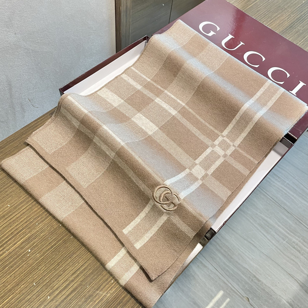 Gucci scarf 32x190cm