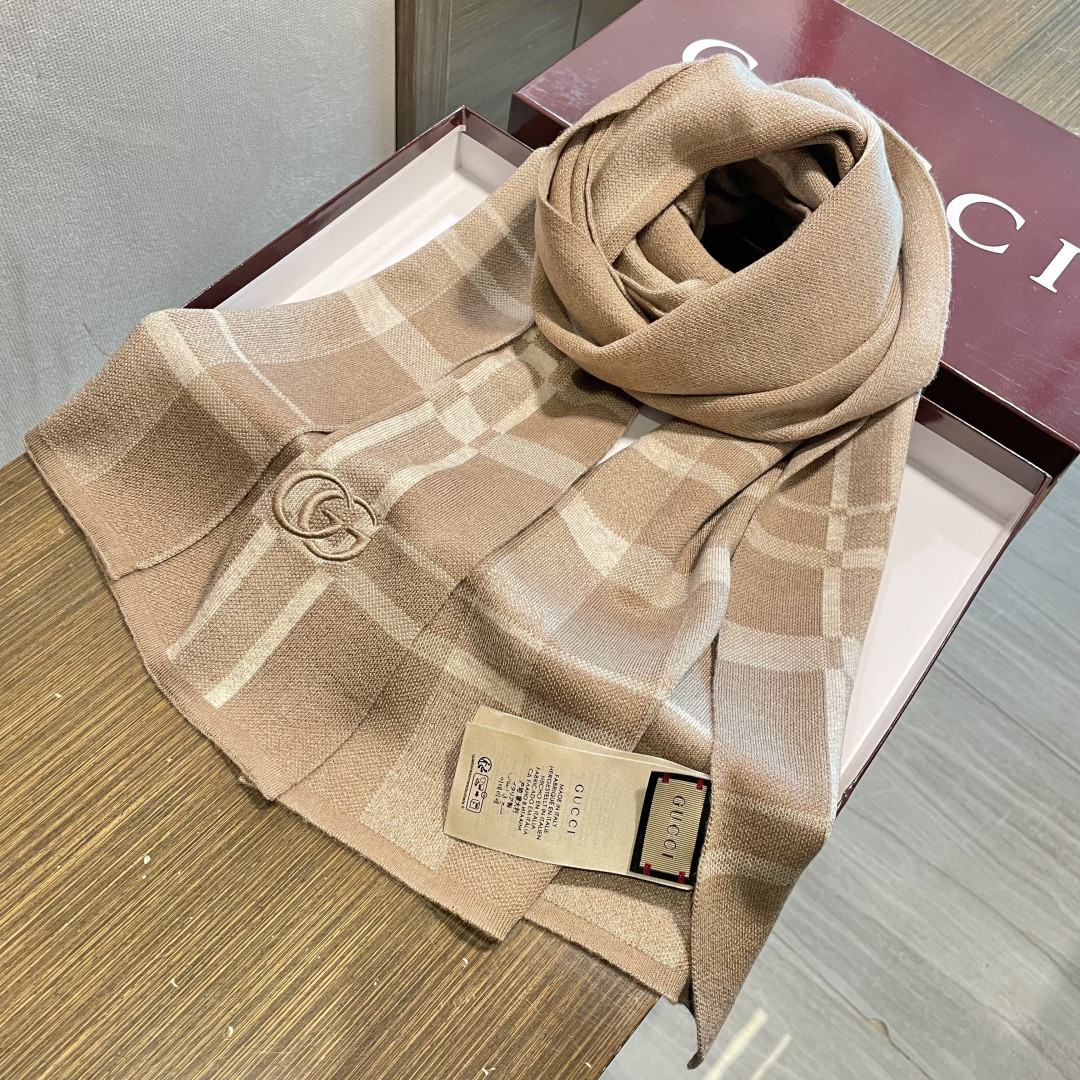 Gucci scarf 32x190cm