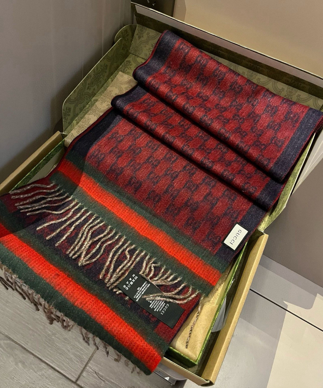 Gucci scarf 32x210cm 100% lamb