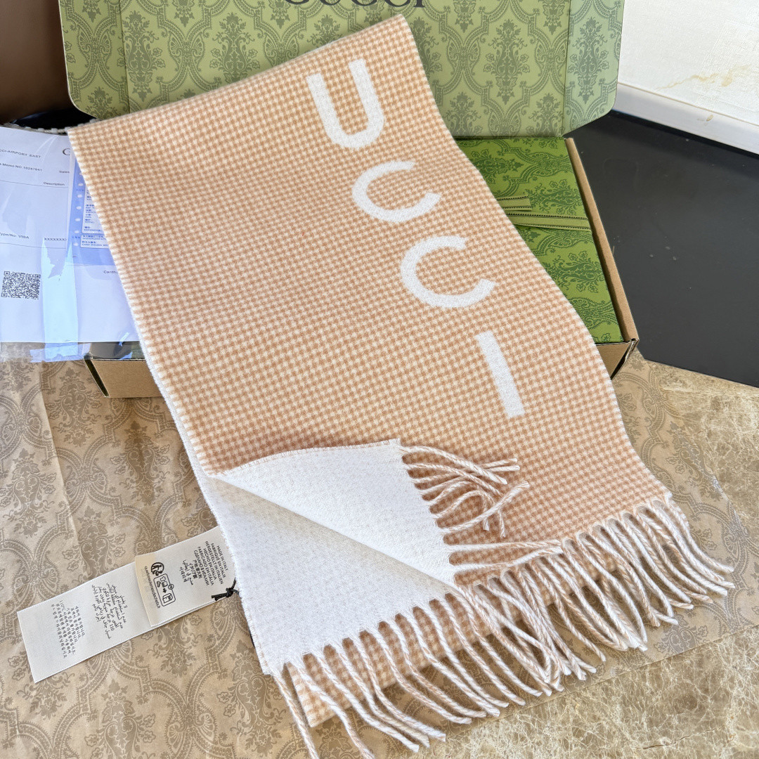 Gucci scarf 30x180cm 100%cashmere