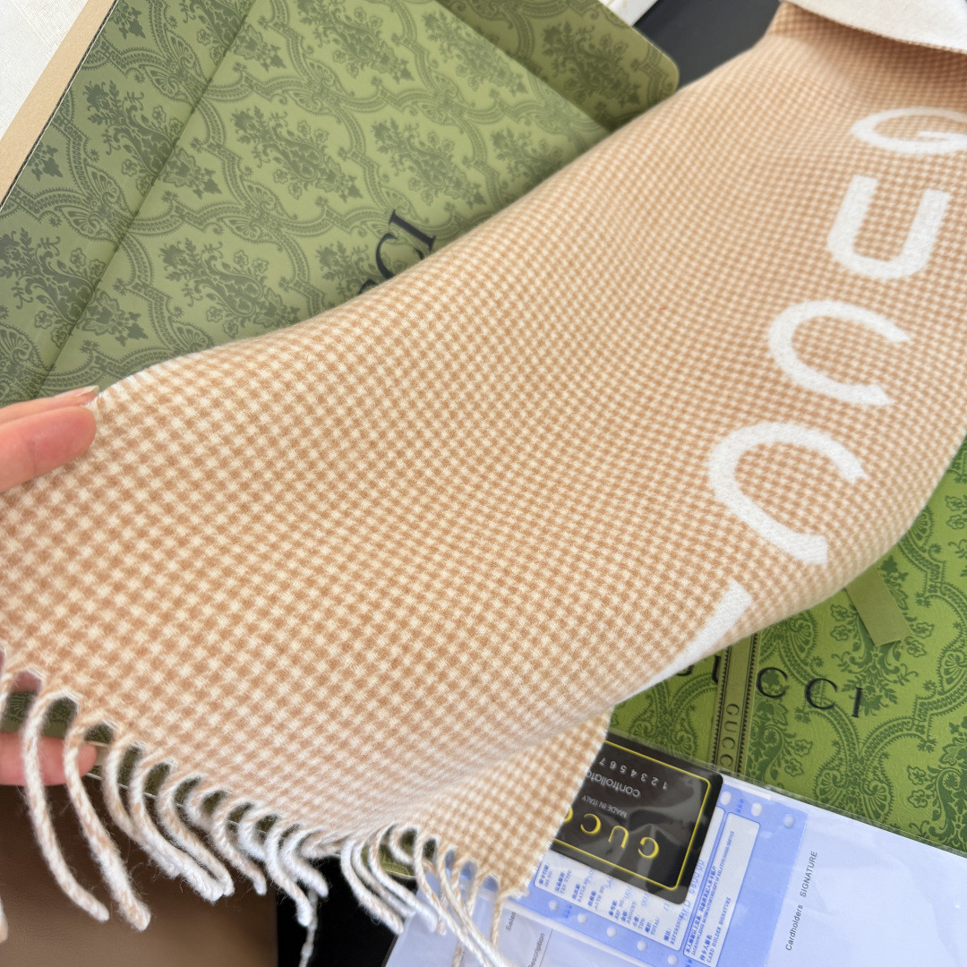 Gucci scarf 30x180cm 100%cashmere