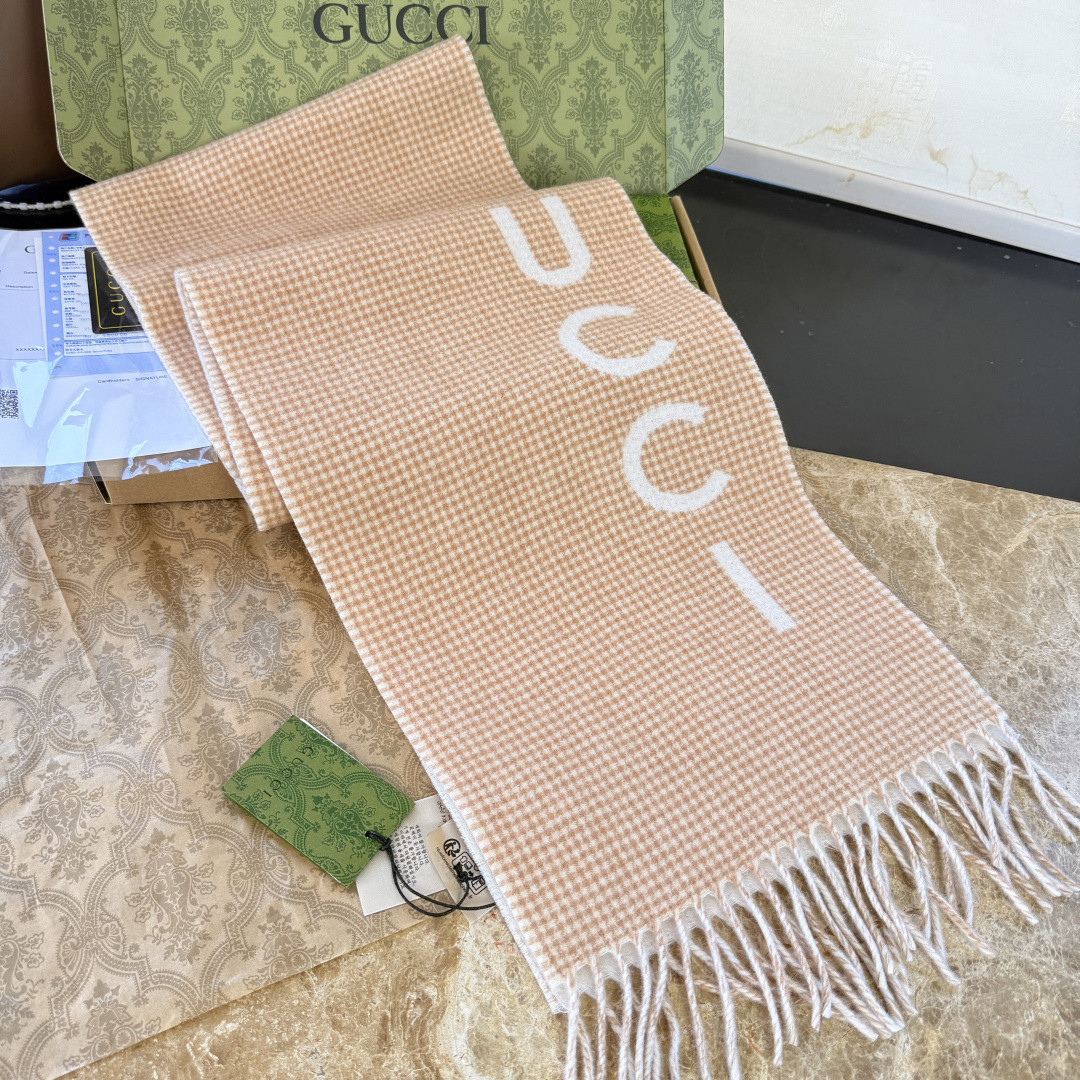 Gucci scarf 30x180cm 100%cashmere