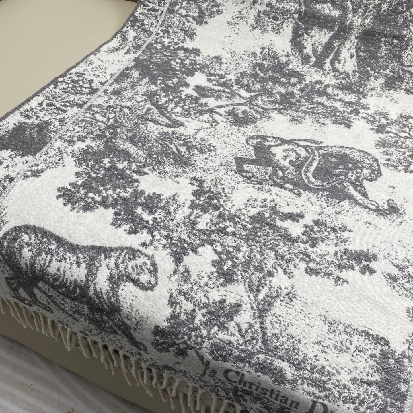 Dior scarf 200x45cm 59% cashmere 41% wool