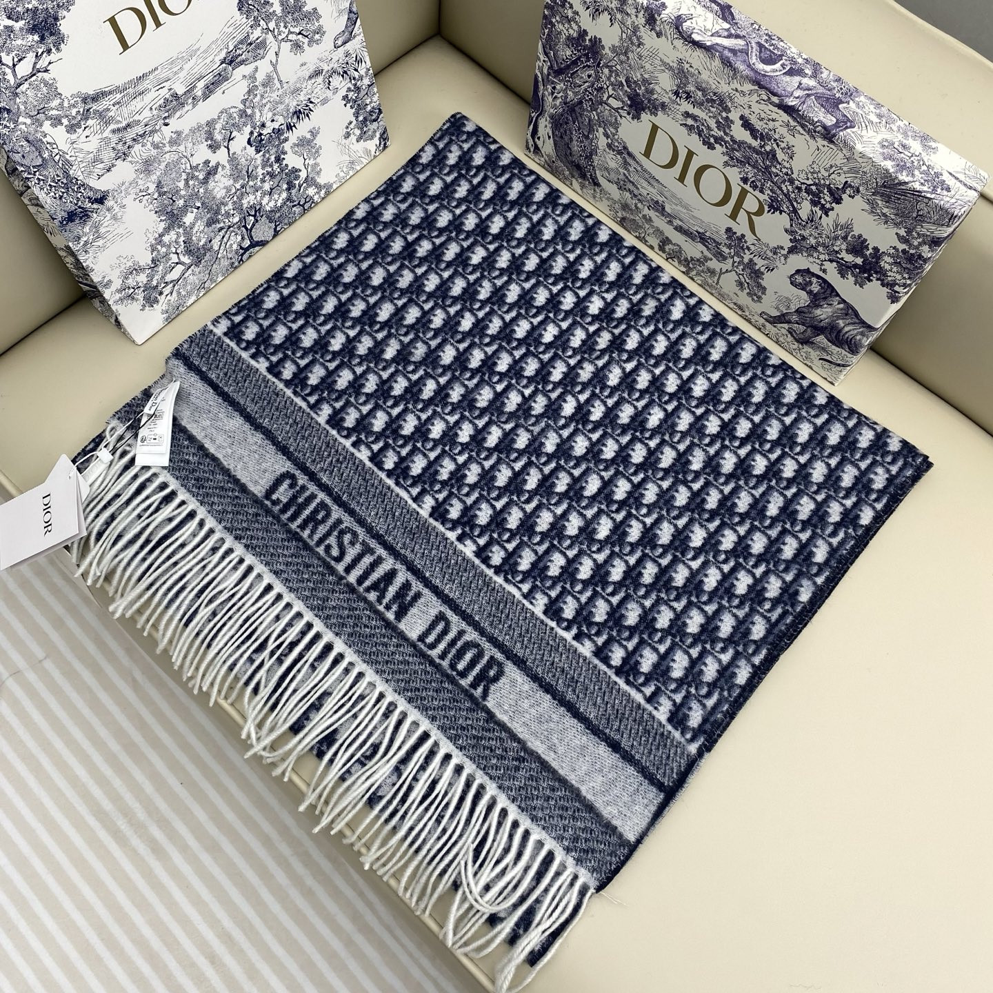Dior scarf 45x200cm 100% cashmere