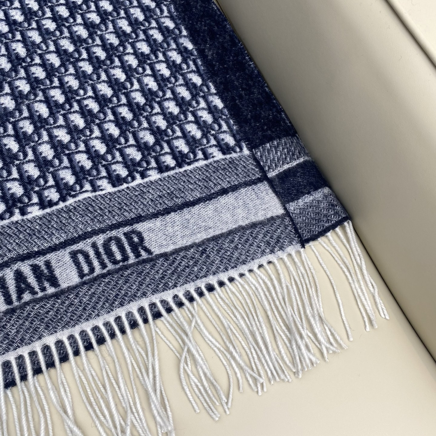 Dior scarf 45x200cm 100% cashmere