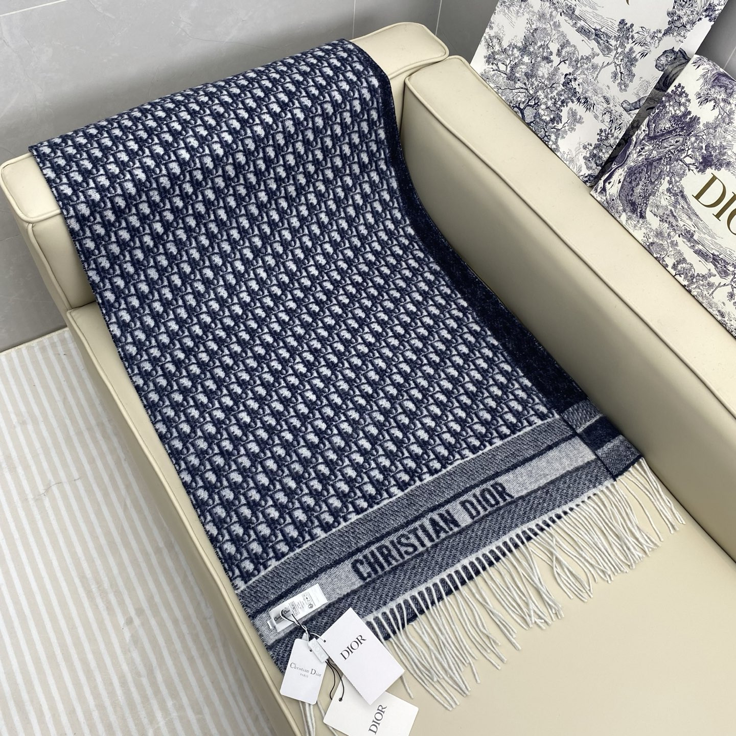 Dior scarf 45x200cm 100% cashmere