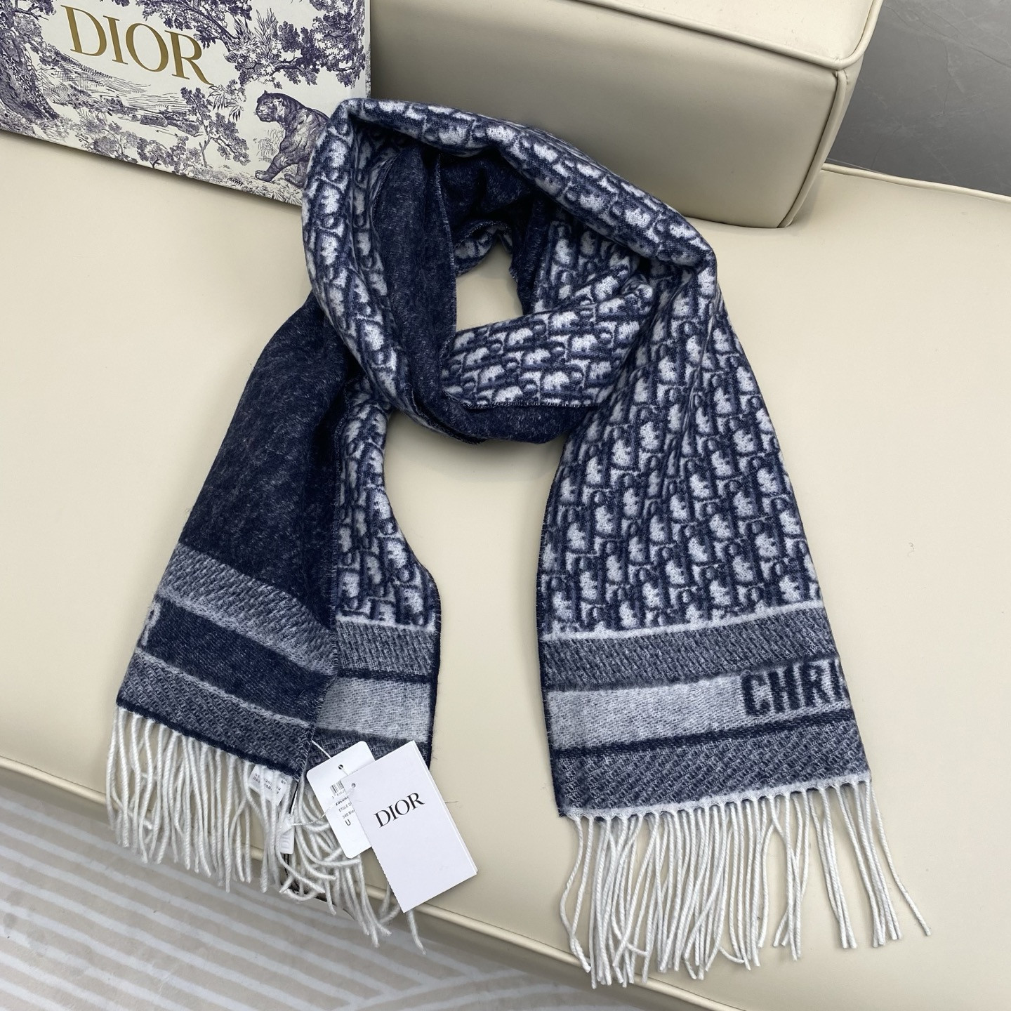 Dior scarf 45x200cm 100% cashmere