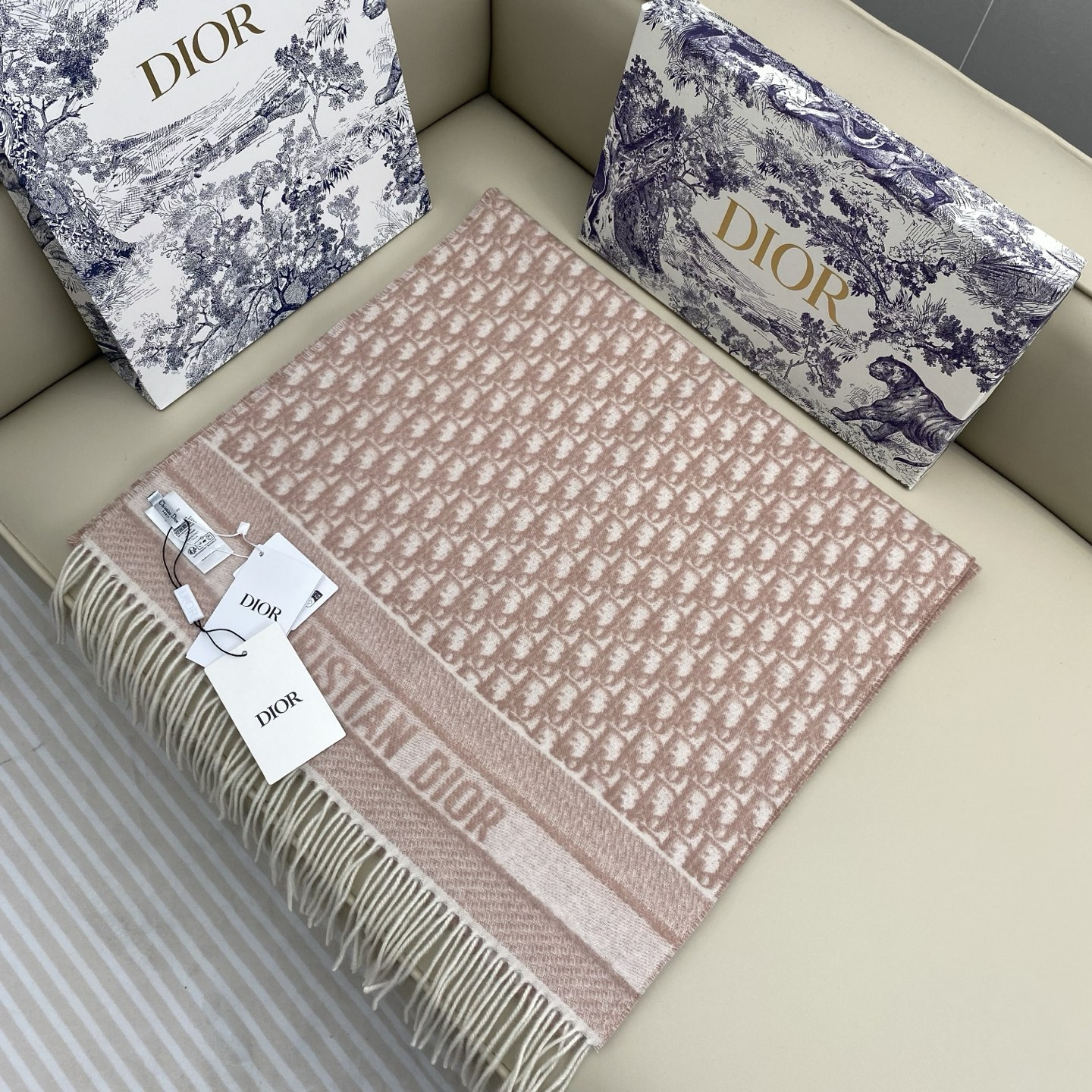 Dior scarf 45x200cm 100% cashmere
