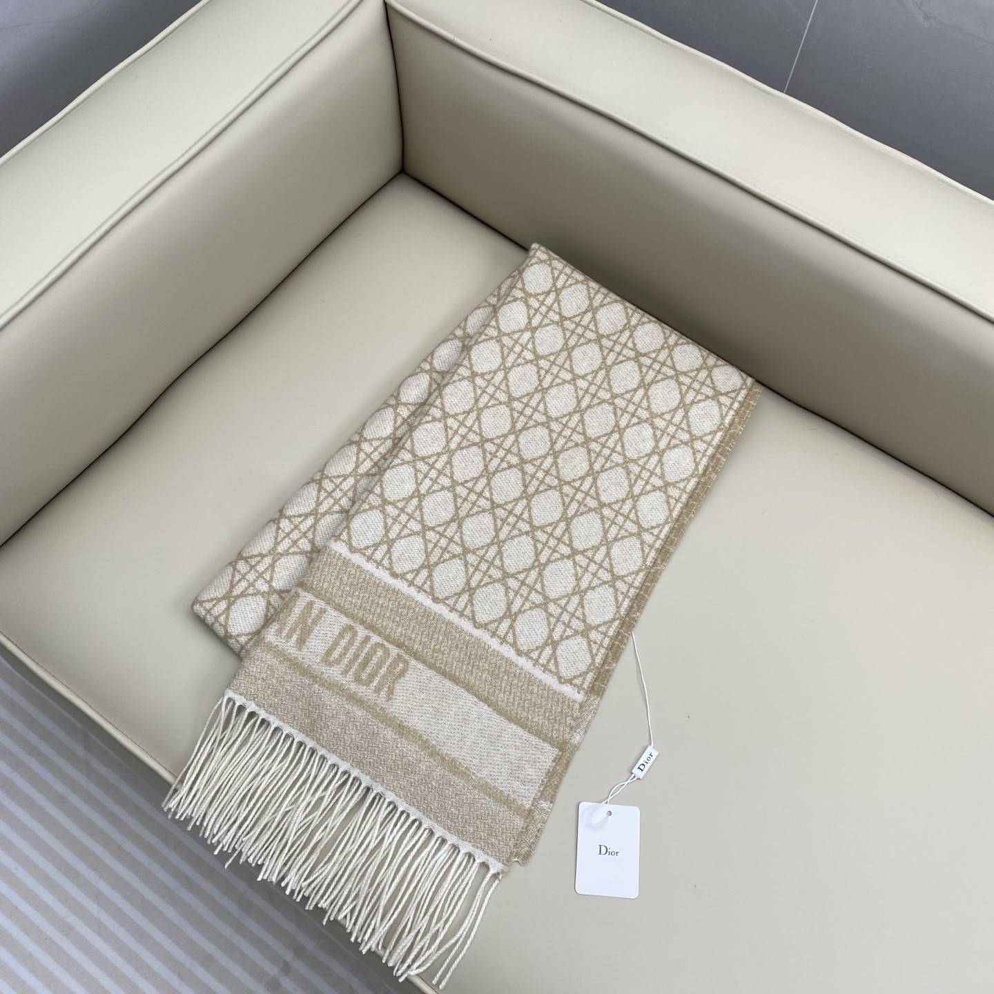 Dior Cannage scarf 220x45cm 67% cashmere 43% virgin wool