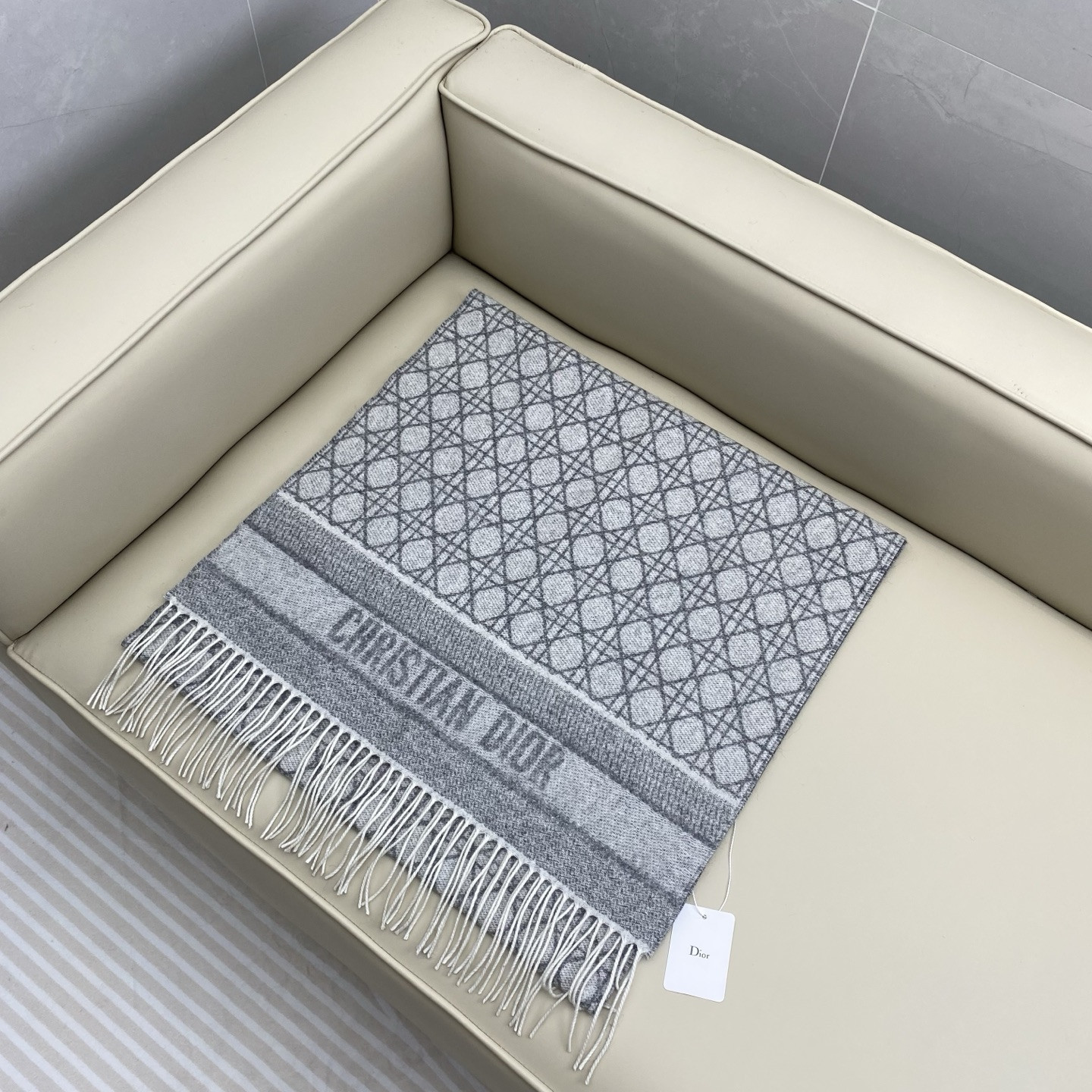 Dior Cannage scarf 220x45cm 67% cashmere 43% virgin wool