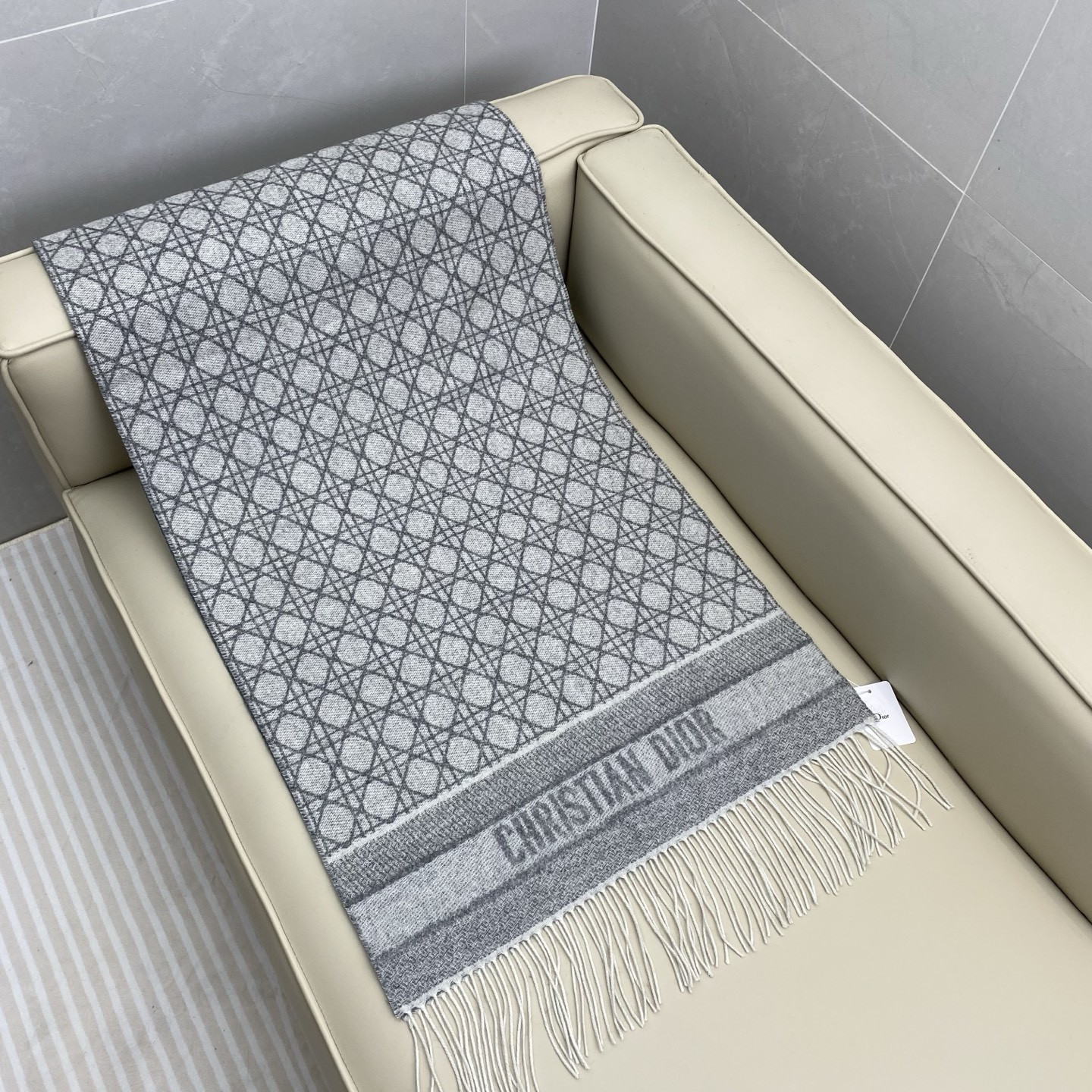 Dior Cannage scarf 220x45cm 67% cashmere 43% virgin wool