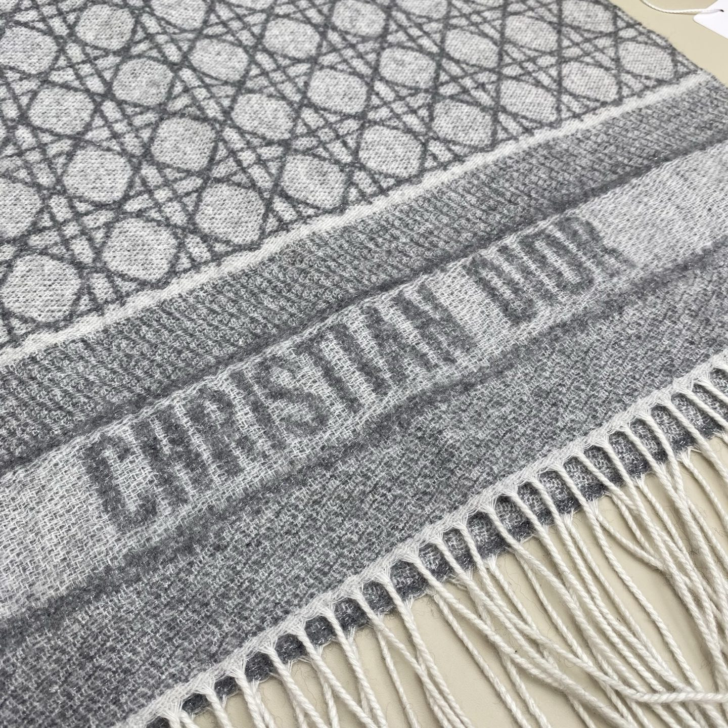 Dior Cannage scarf 220x45cm 67% cashmere 43% virgin wool