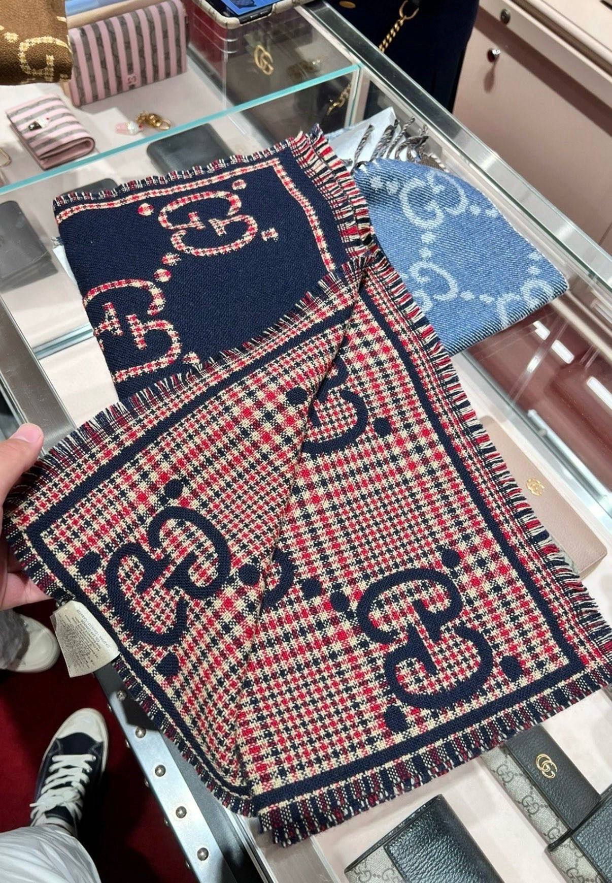 Gucci scarf 47x180cm