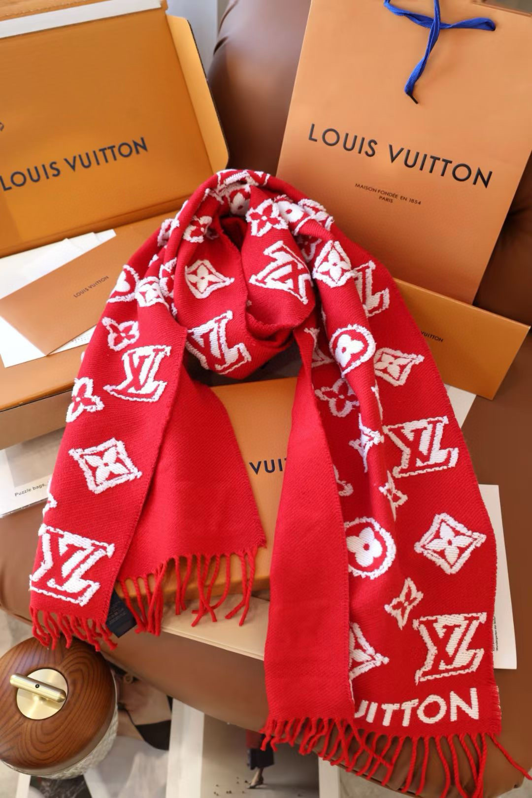 Louis Vuitton scarf 34x220cm