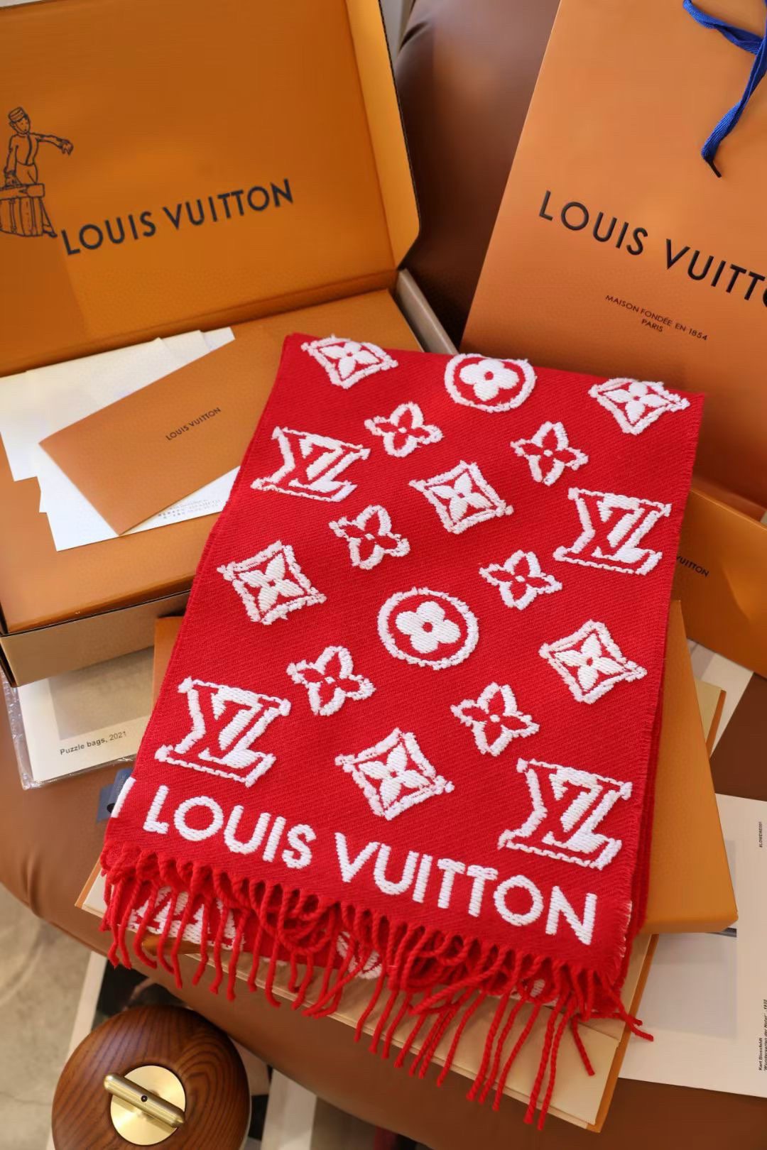 Louis Vuitton scarf 34x220cm