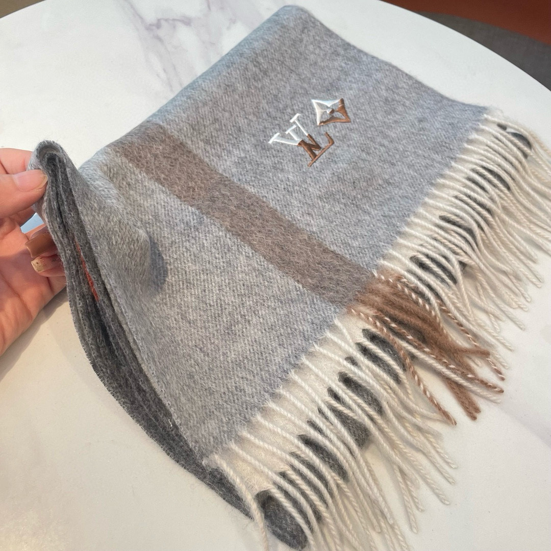 Louis Vuitton scarf 32x180cm 100% cashmere