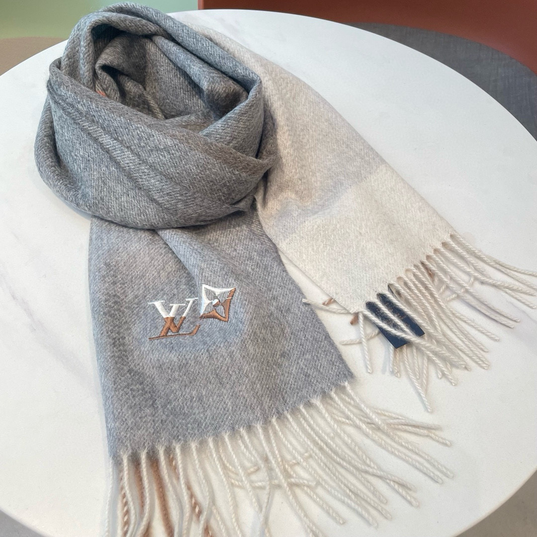 Louis Vuitton scarf 32x180cm 100% cashmere