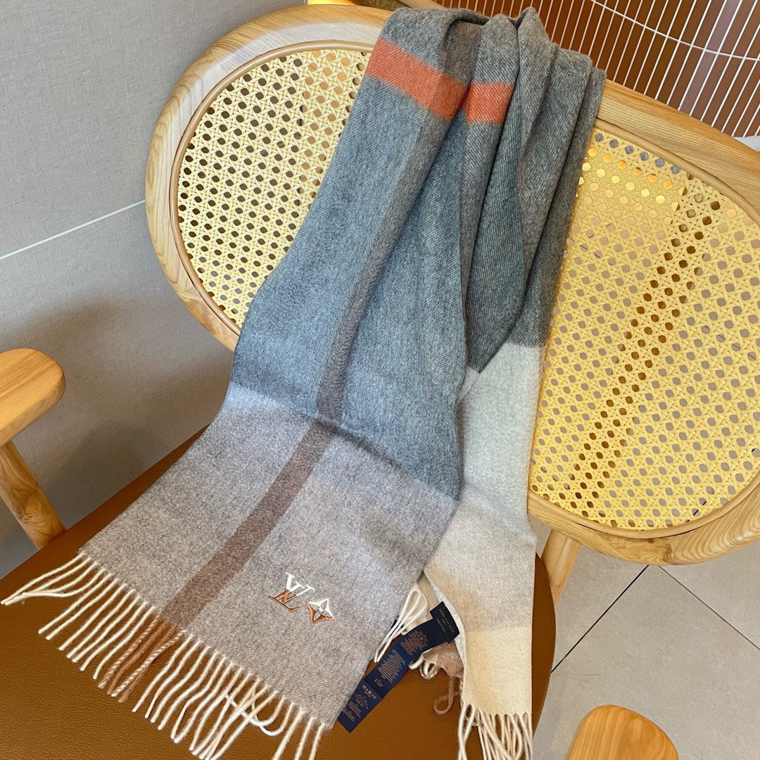 Louis Vuitton scarf 32x180cm 100% cashmere