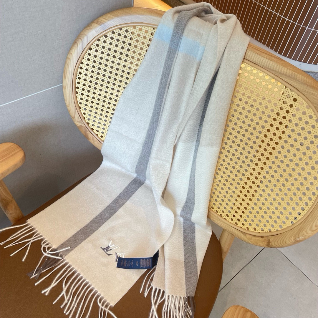 Louis Vuitton scarf 32x180cm 100% cashmere