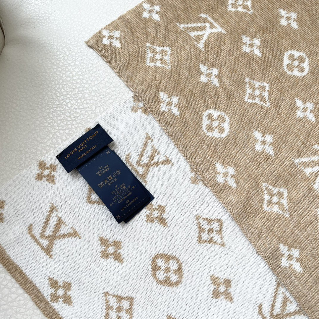 Louis Vuitton scarf 32x180cm