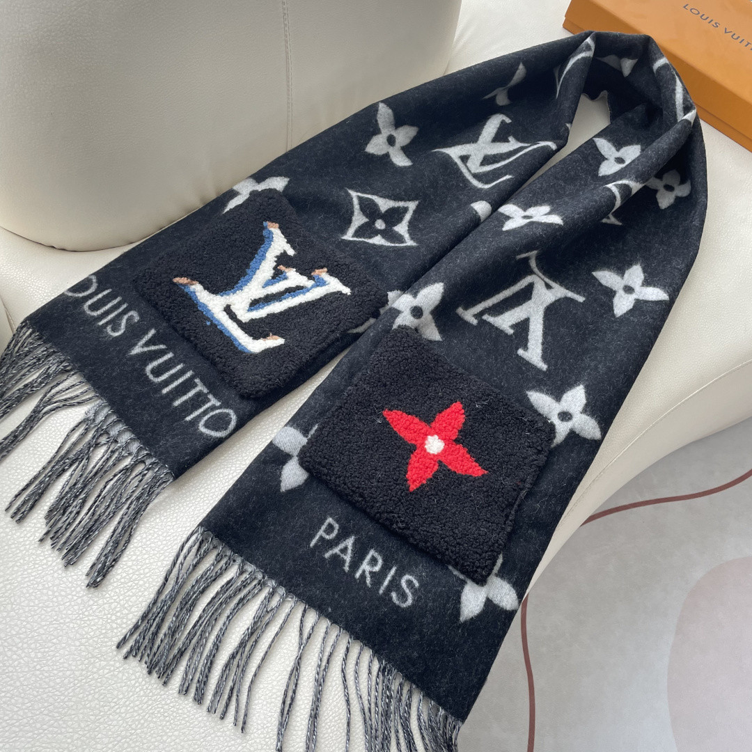 Louis Vuitton scarf 46x190cm