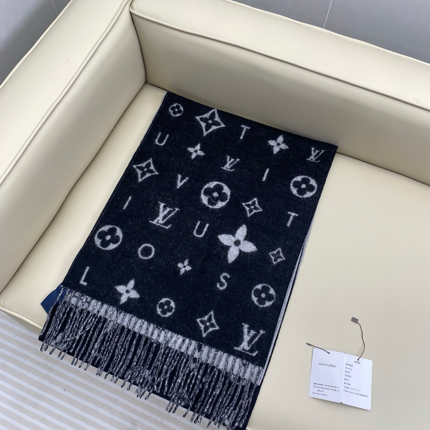 Louis Vuitton Reykjavik 2.0 scarf 40x220cm 100% cashmere