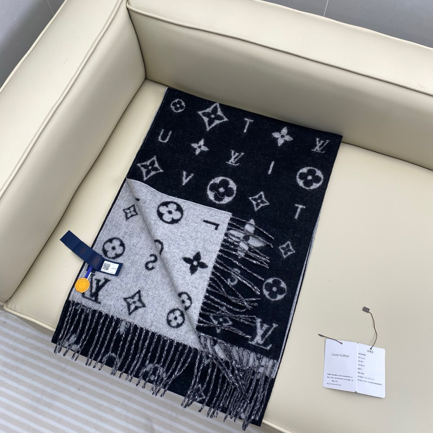 Louis Vuitton Reykjavik 2.0 scarf 40x220cm 100% cashmere