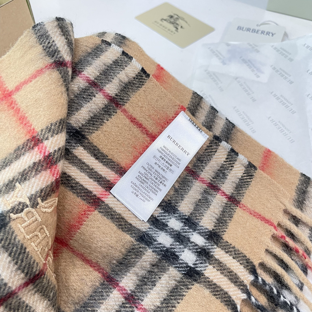 Bv*b*rry scarf 30x190cm