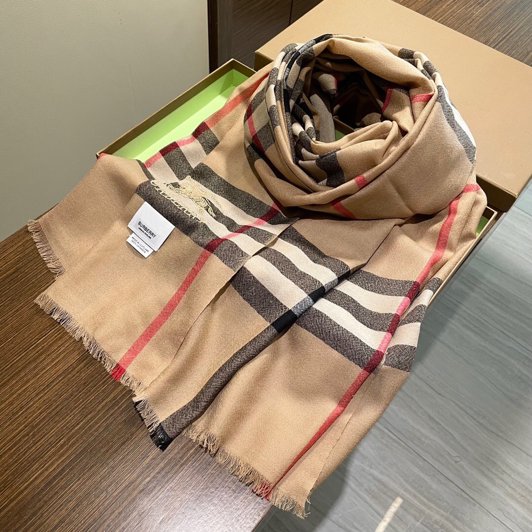 Bv*b*rry scarf 90x200cm