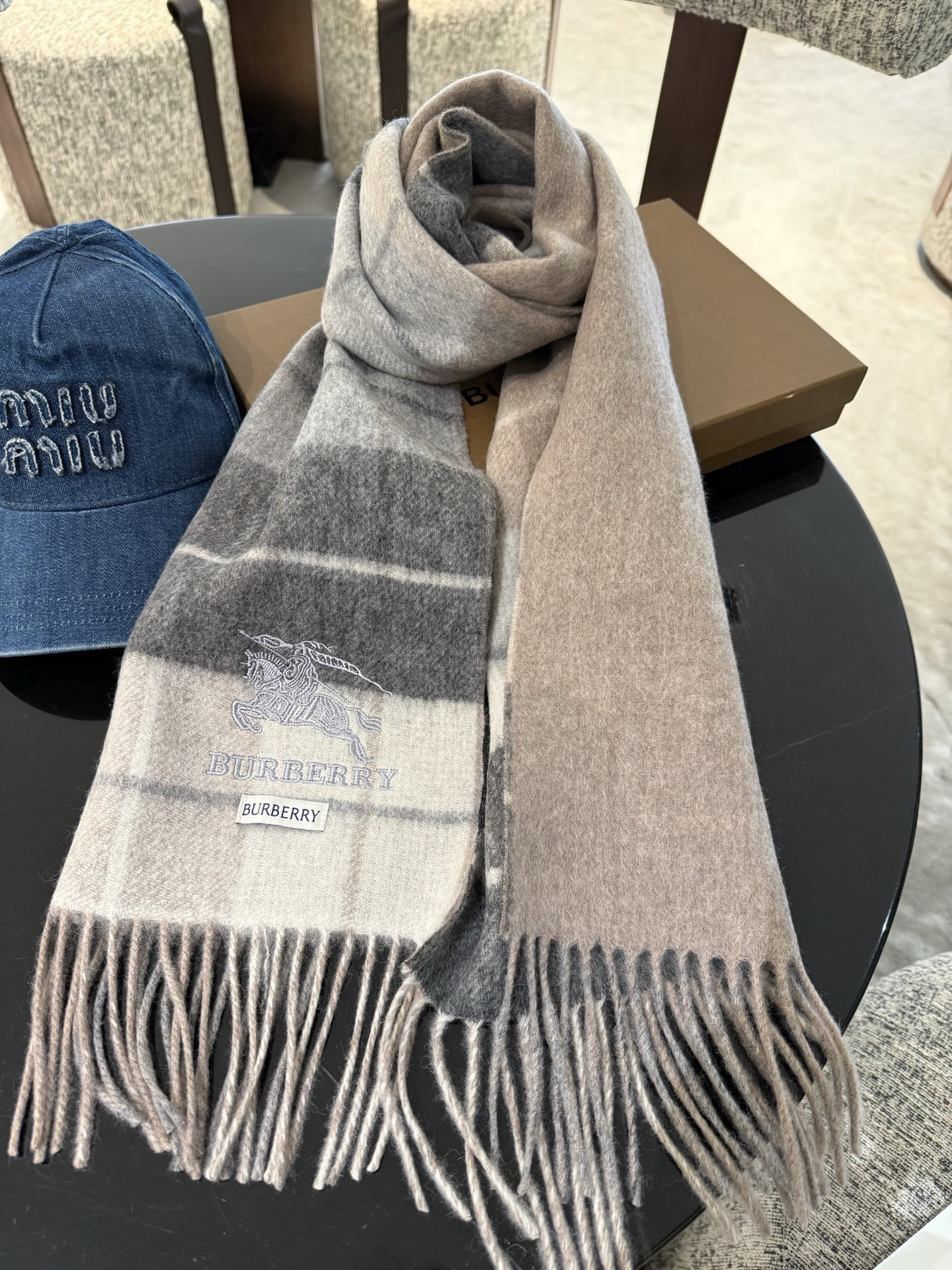 Bv*b*rry scarf 30x180cm