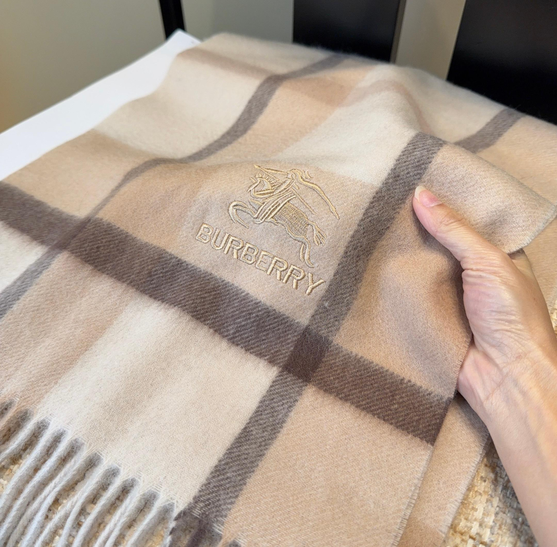 Bv*b*rry scarf 30x180cm