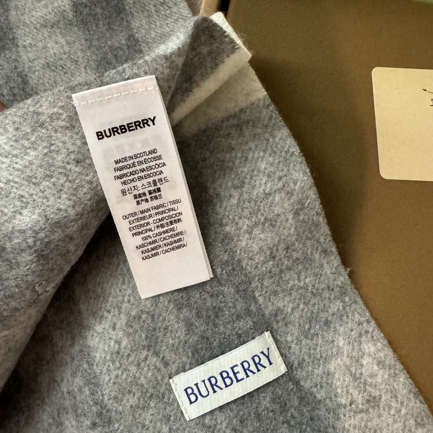 Bv*b*rry scarf 30x180cm 100% lambswool