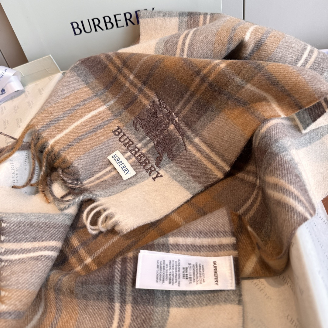 Bv*b*rry scarf 30x180cm