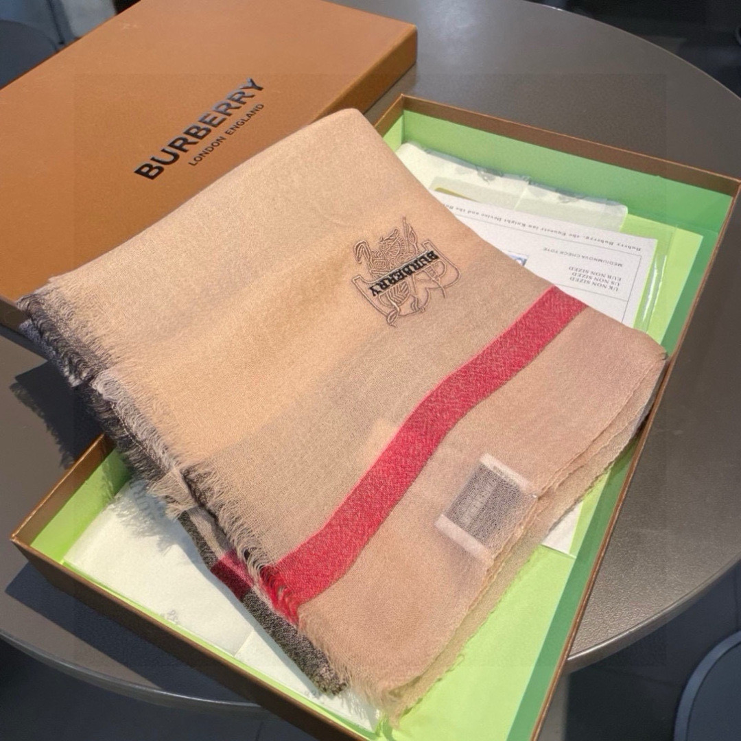 Bv*b*rry scarf 90x200cm