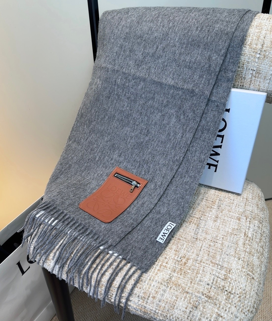 L0ew* scarf 30x180cm