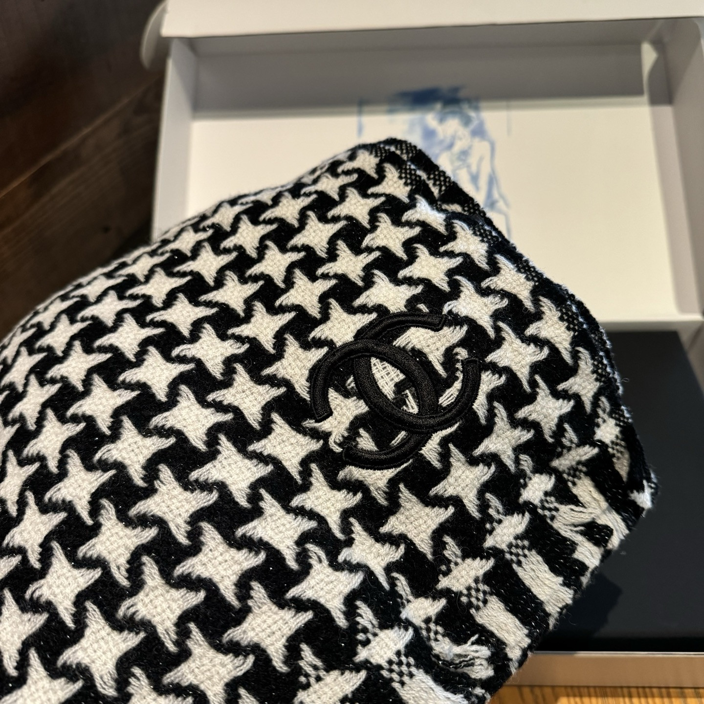 Ch**el scarf 45x200cm 100% cashmere