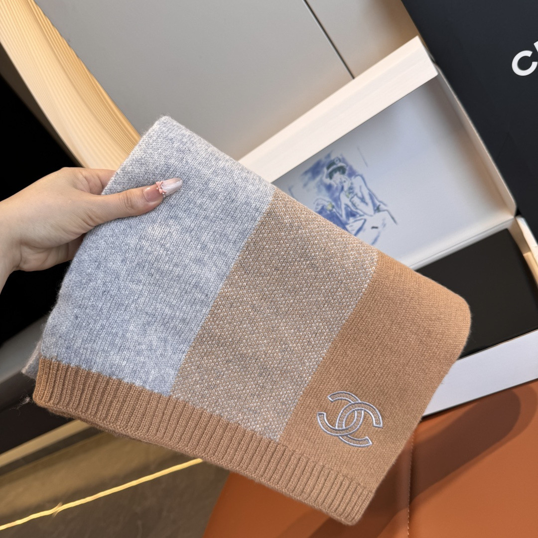 Ch**el scarf 30x190cm