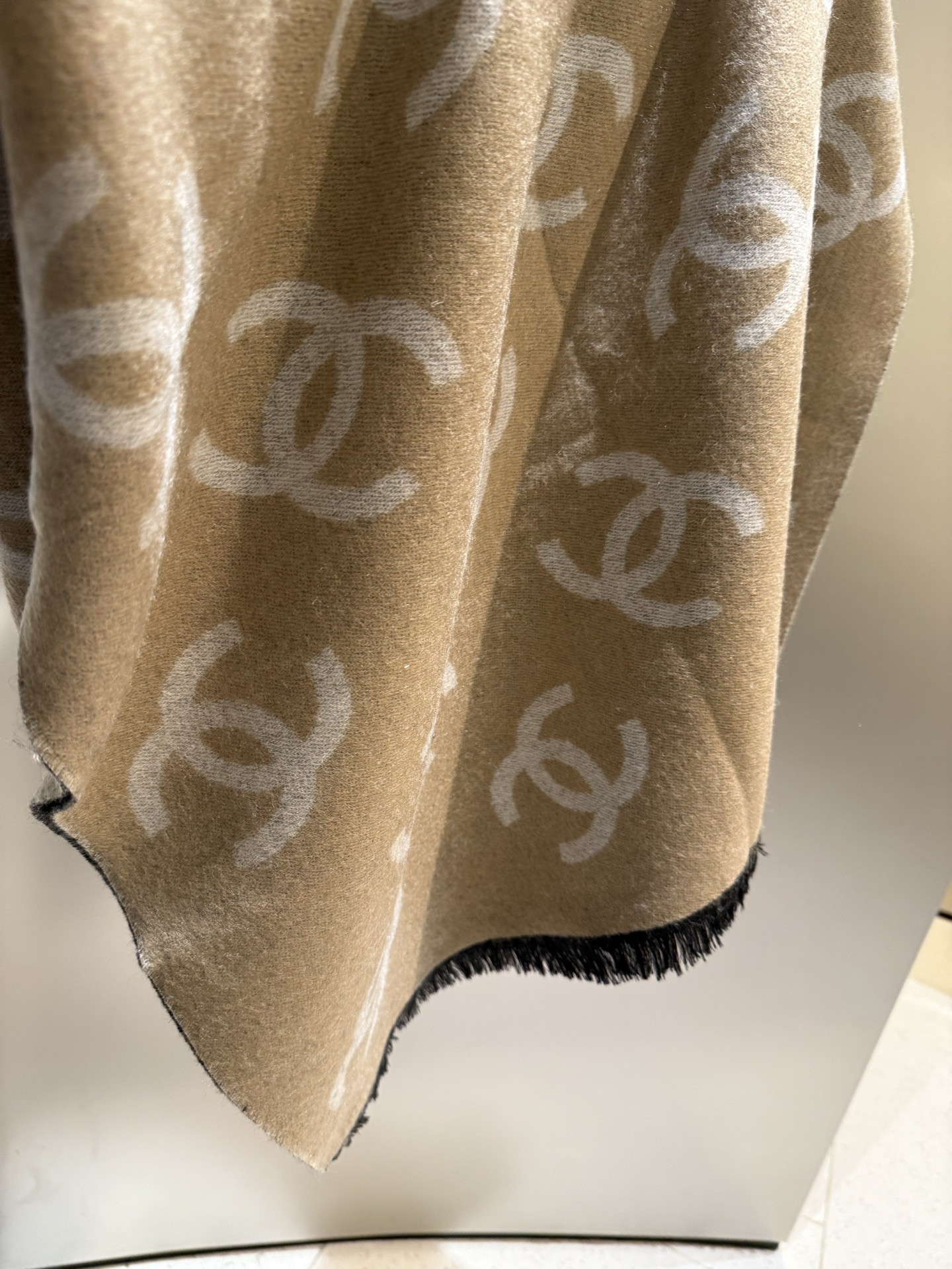 Ch**el scarf 70x205cm