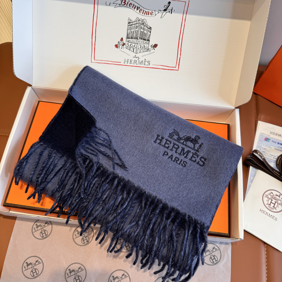 H**me5 scarf 30x180cm