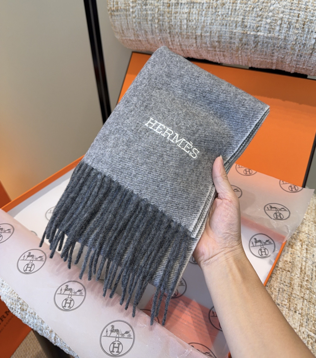 H**me5 scarf 35x190cm