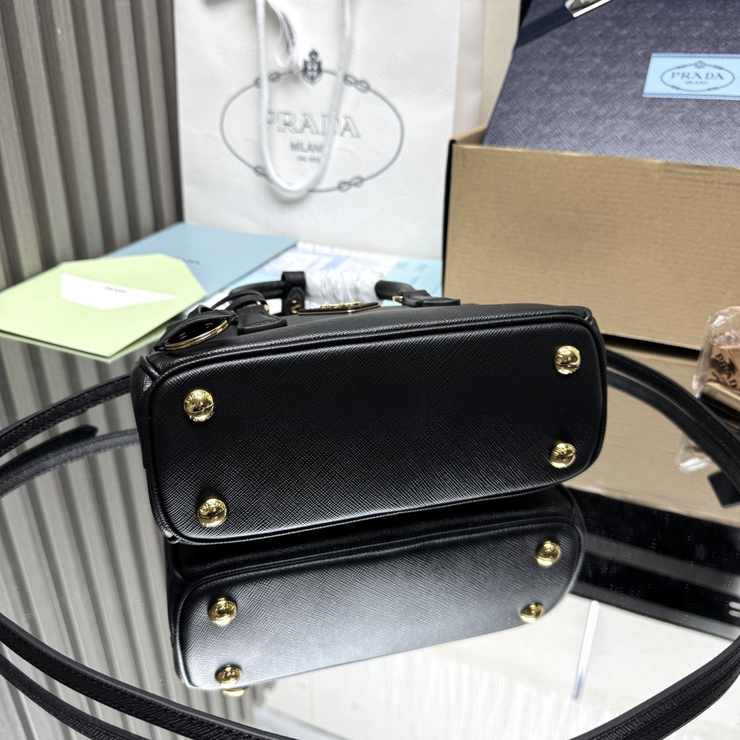 Prada Galleria Patent Saffiano Leather Mini-Bag 12.5x21x8.5cm