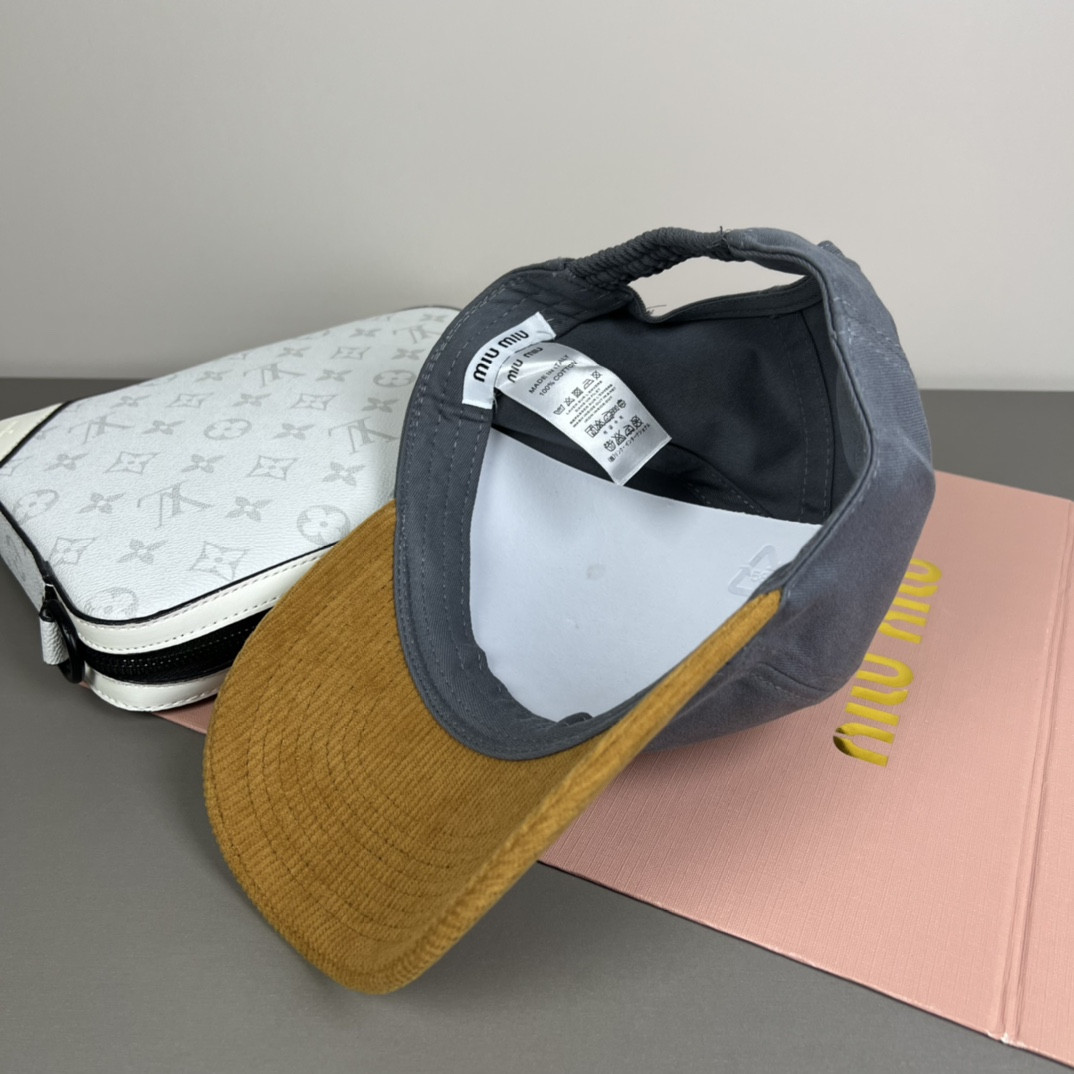 Miu Miu Baseball Cap