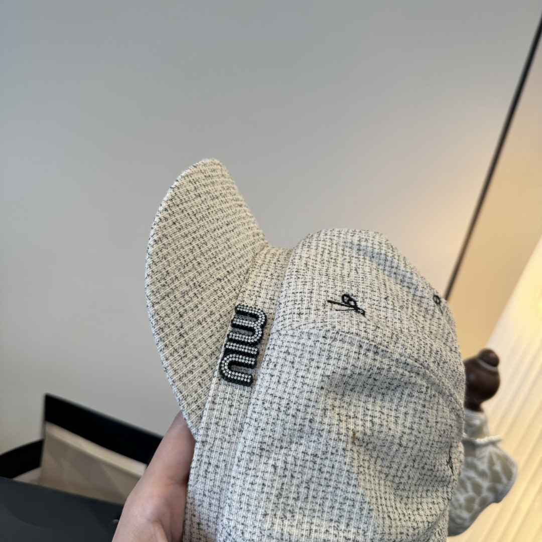 Miu Miu Newsboy Cap 57cm Head Circumference